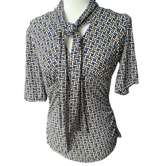 NEW YORK AND COMPANY Womens Blouse Geo Print tie neck Sz small Office Nyc Preppy - Picture 1 of 7